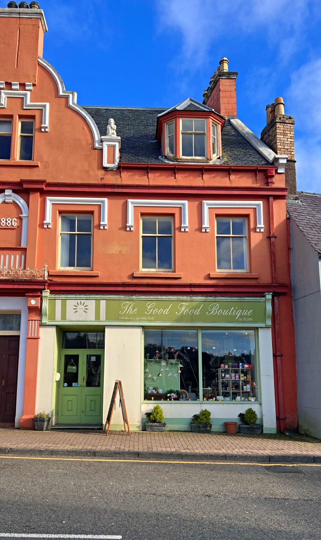 to Derek Mackenzie Solicitor & Estate Agents Derek Mackenzie